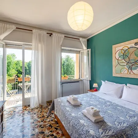 Camuzzoni For 4-5 People