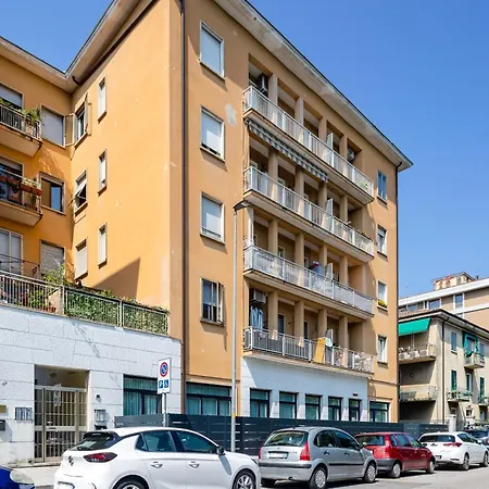 Camuzzoni For 4-5 People * Verona