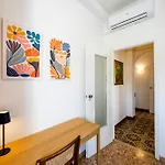 Camuzzoni For 4-5 People Apartment *