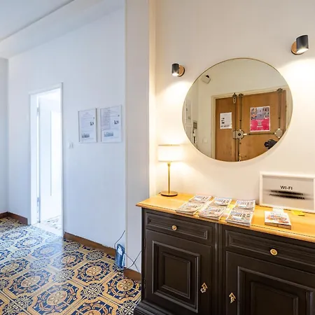 Camuzzoni For 4-5 People Apartment *