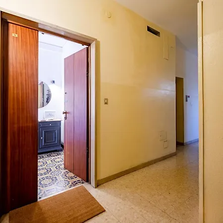 Apartment Camuzzoni For 4-5 People